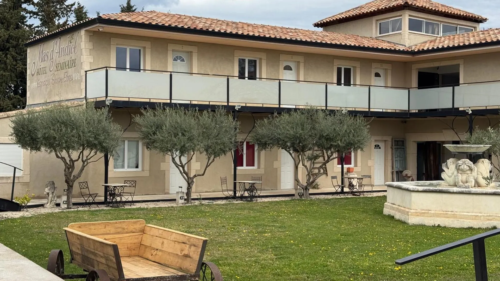 Mas D'Andiol Hotel Plan-d'Orgon 0*,  France