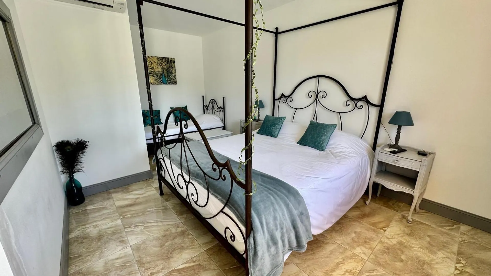 Guest house Mas D'Andiol Hotel Plan-d'Orgon